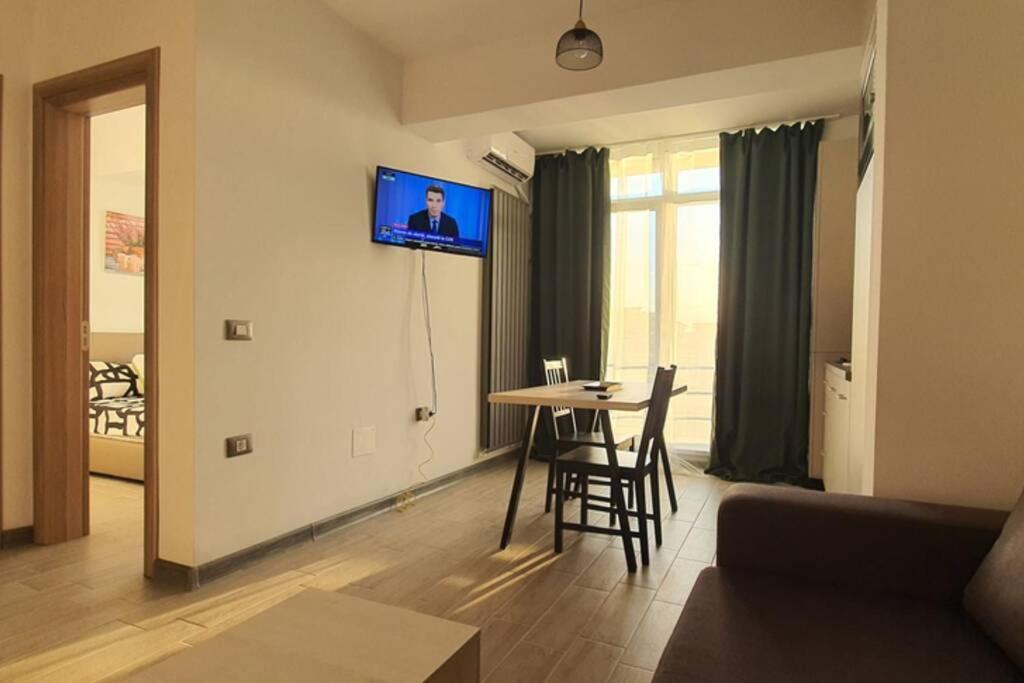 Zian'S Studio Mamaia Nord Beach Resort Năvodari Extérieur photo