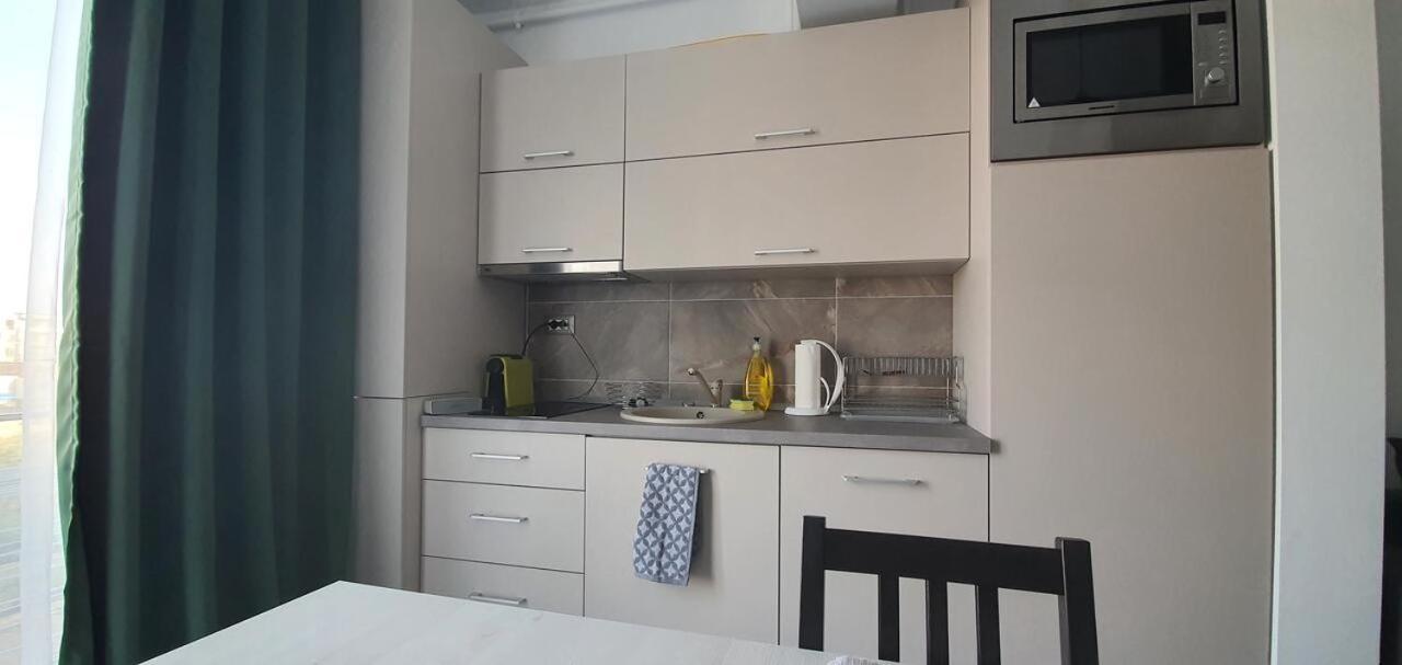 Zian'S Studio Mamaia Nord Beach Resort Năvodari Extérieur photo